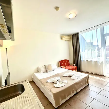 Favorit - Menada Appartement *