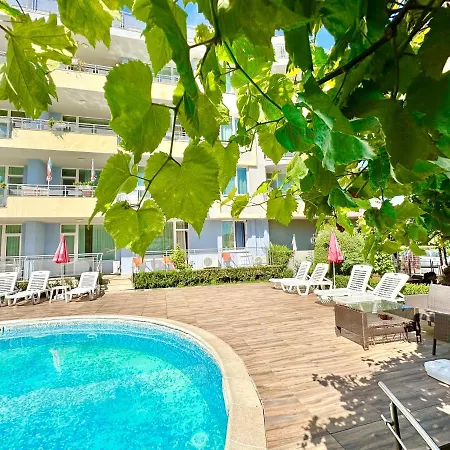 Apartmán Favorit - Menada Sluneční pobřeží
